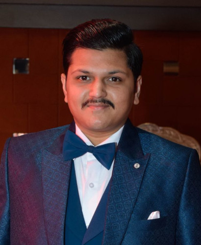Mr. DIVYAM AGARWAL
